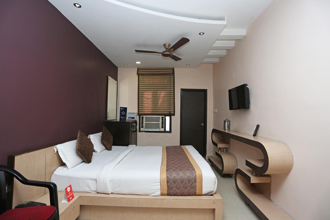 Oyo 11596 Sanjay Guest House Kanpur Exterior foto